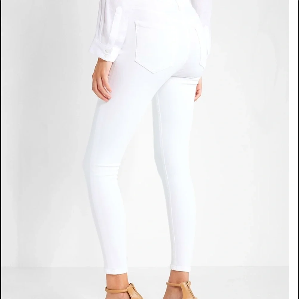 Jessica Simpson High Rise Ankle Jean - Picture 1 of 3
